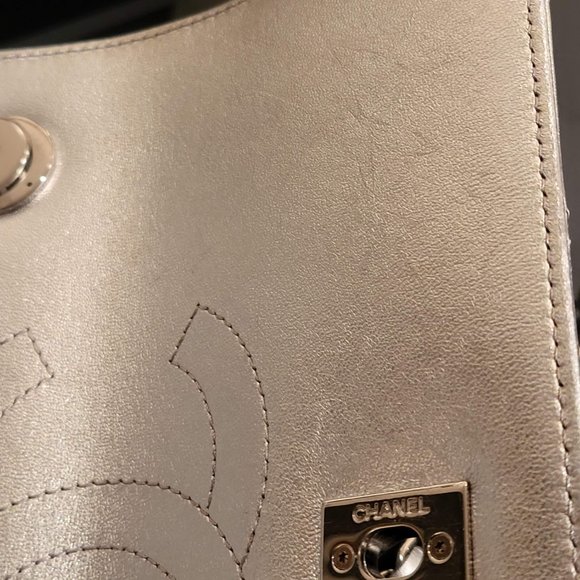 Chanel Silver Metallic Top Handle Flapbag 21K - Picture 17 of 17